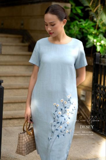 Đầm Linen Tưng Thêu Tay Thanh Hoa - Tiệm Desey