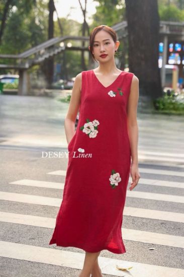 Đầm Linen Tưng Thêu Tay Nhã Ngọc - Tiệm Desey