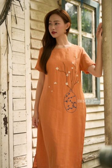 Đầm Linen Tưng Thêu Tay Mộc Nhiêu - Tiệm Desey