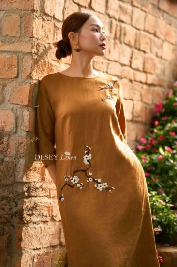 Đầm Linen Tưng Thêu Tay Mai Hương - Tiệm Desey